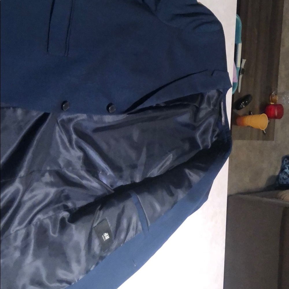 Suits - Picture 2 of 2